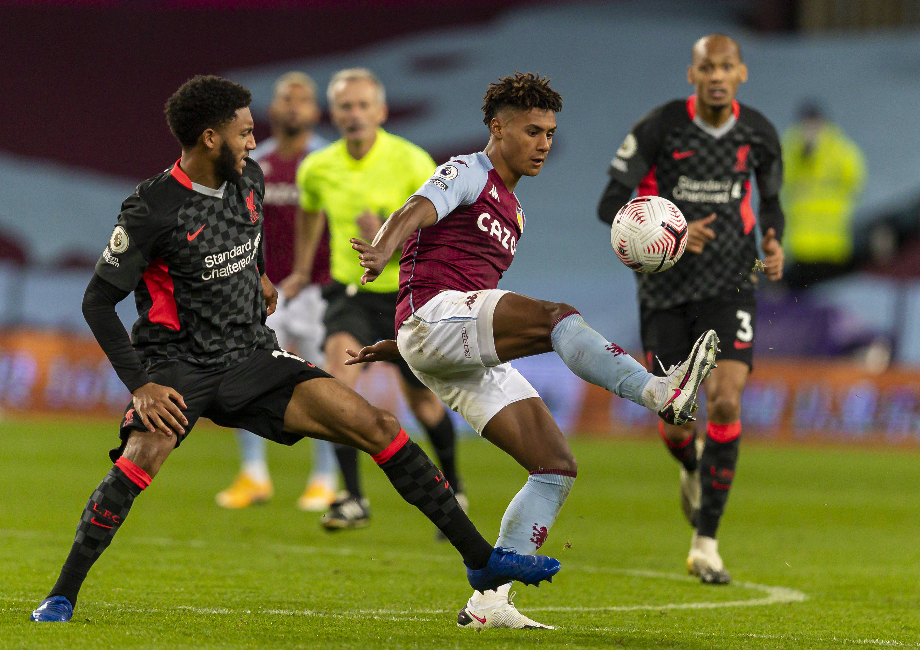 在赛场上沉 在赛场上沉